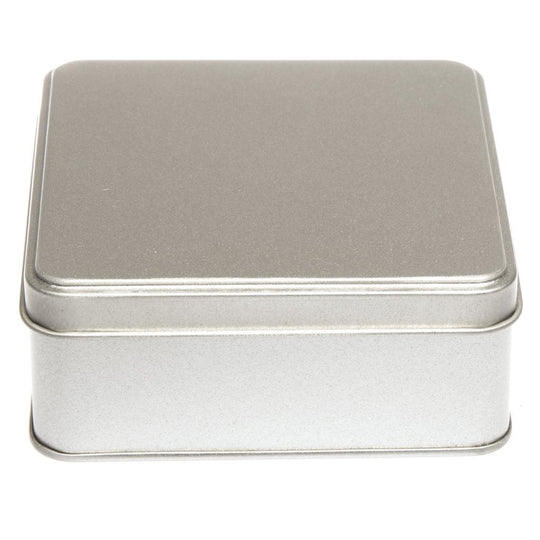 Quadratische Dose in Silber mit gestuftem Deckel